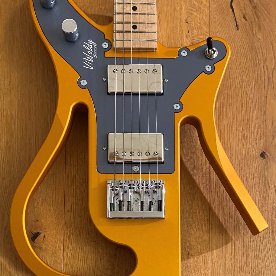 E-Gitarre ViWaldy Ben Orange/Grau