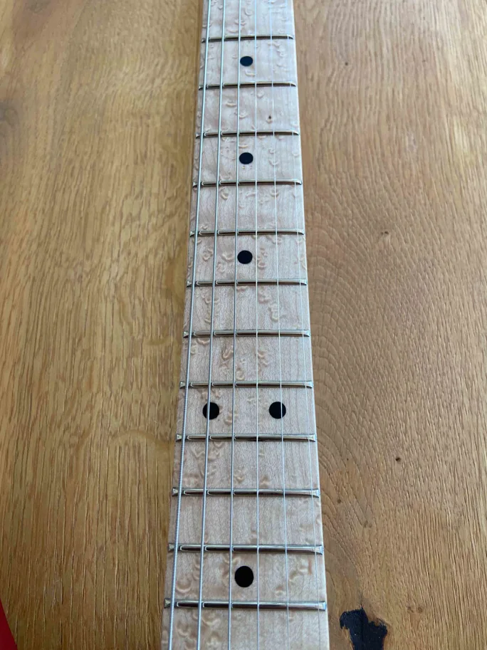E-Gitarre ViWaldy Ben Rot/Bronze