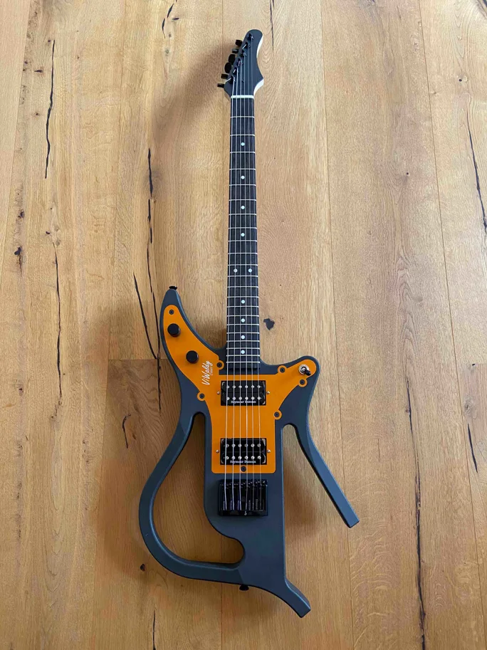 E-Gitarre ViWaldy Charley Schwarz/Orange