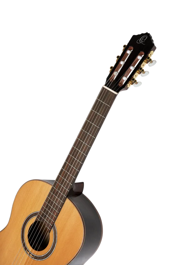 Guitar "Performer Series" 4/4 - Solid Cedar