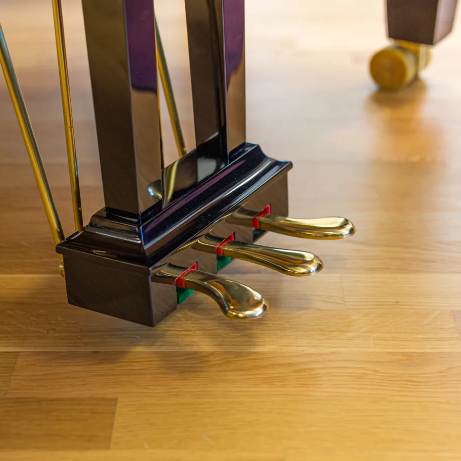 Kayserburg  Artist Series KA180