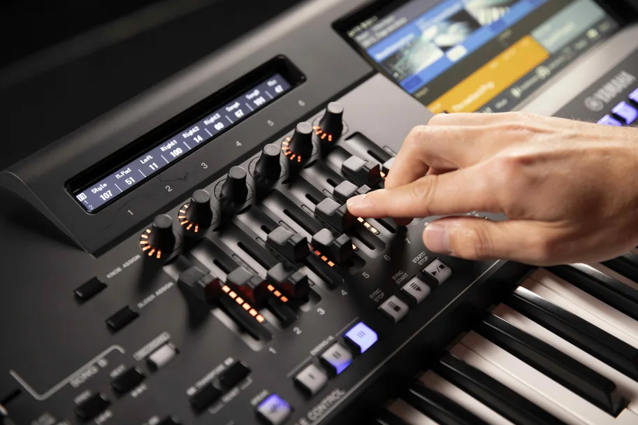 Yamaha Genos2 Digital Workstation (Tischmodell)