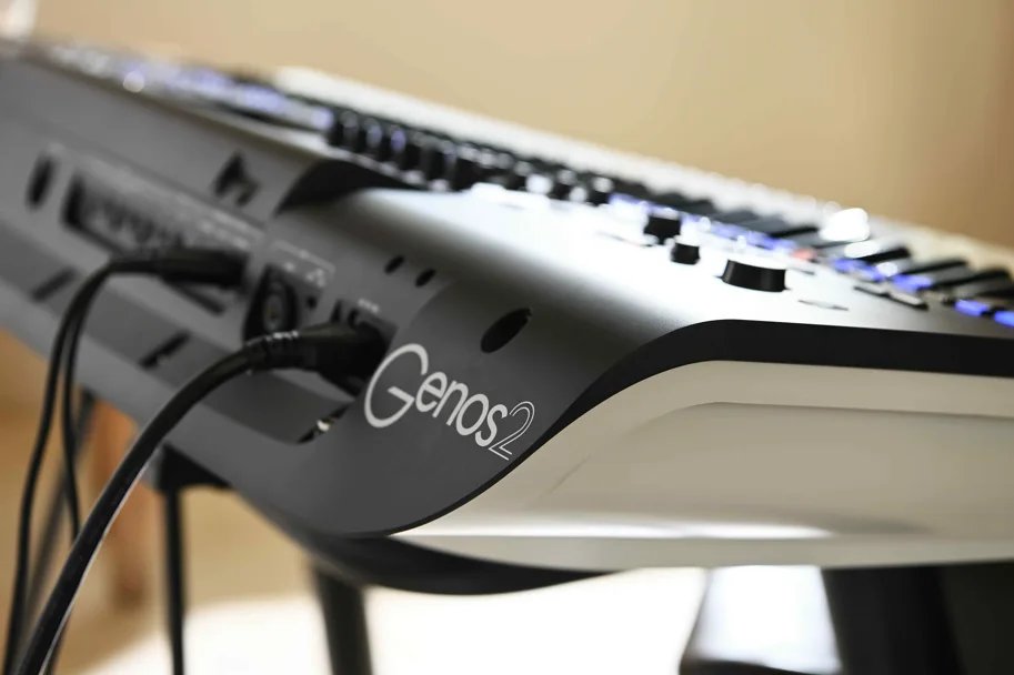 Yamaha Genos2 Digital Workstation (Tischmodell)