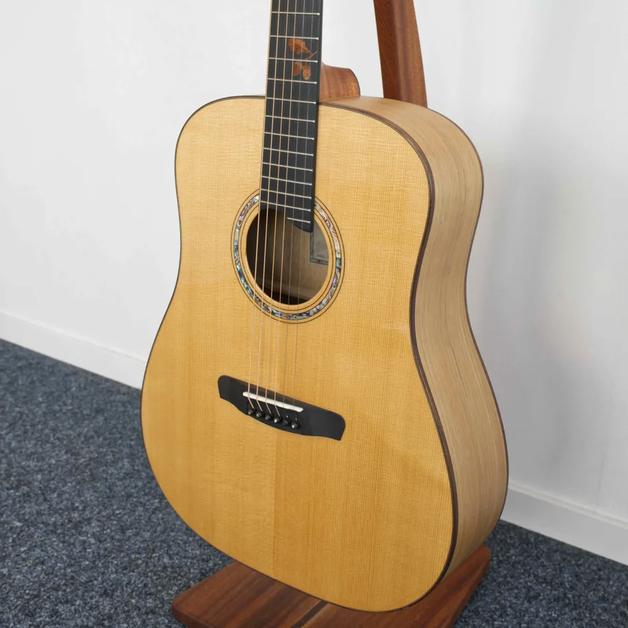 Dowina Master Series Dub D
