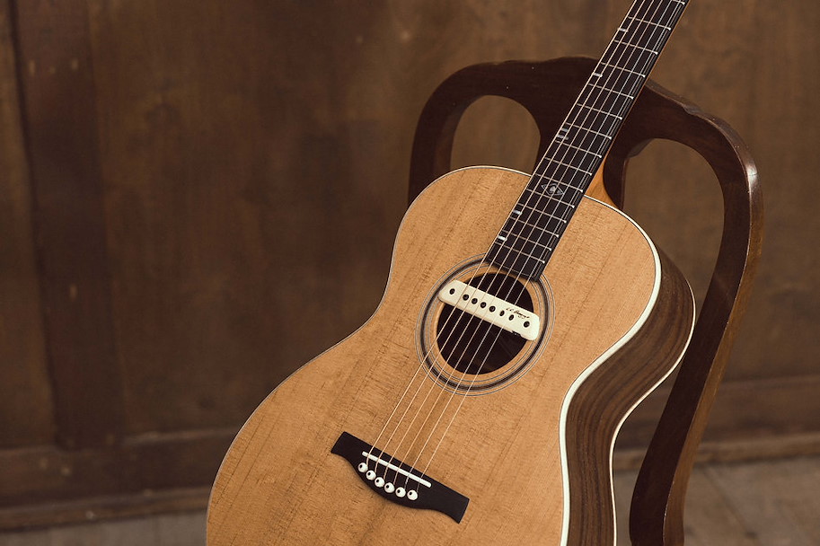 Little Lady LL-14 Black Walnut
