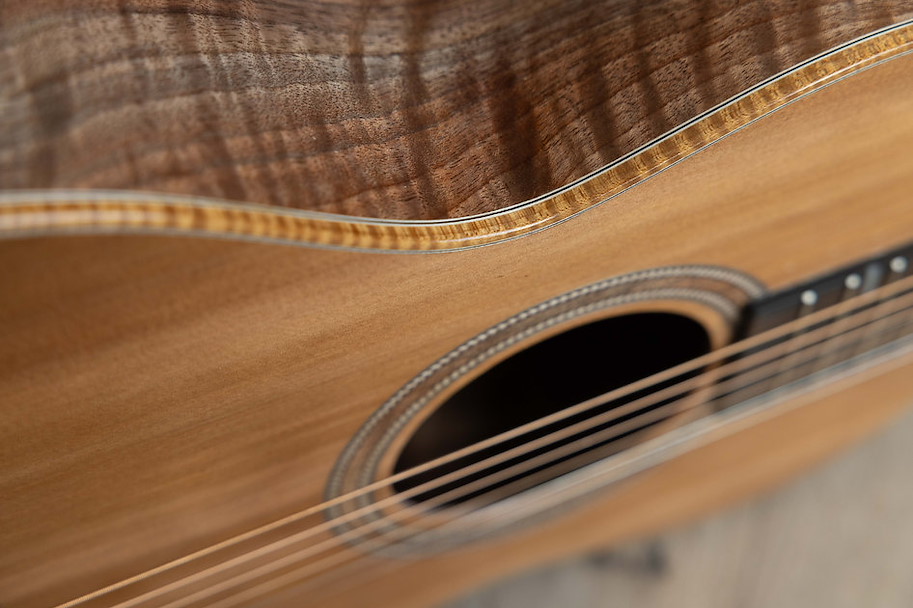 S-12 Black Walnut / Cedar