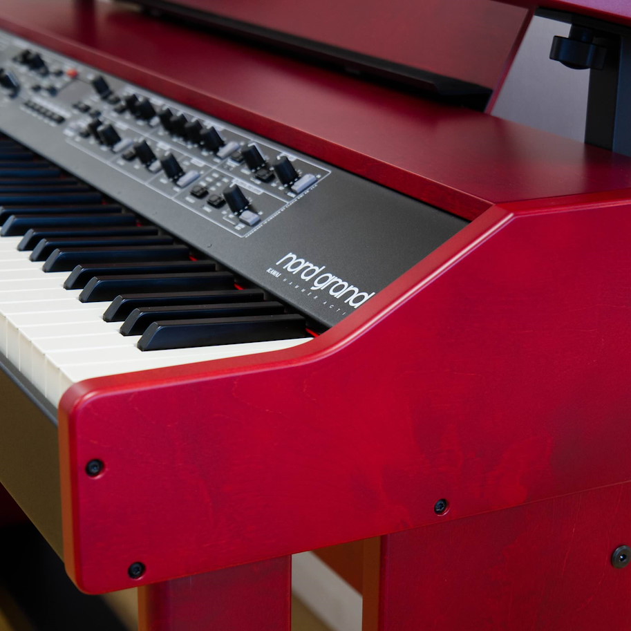 Nord Grand 2